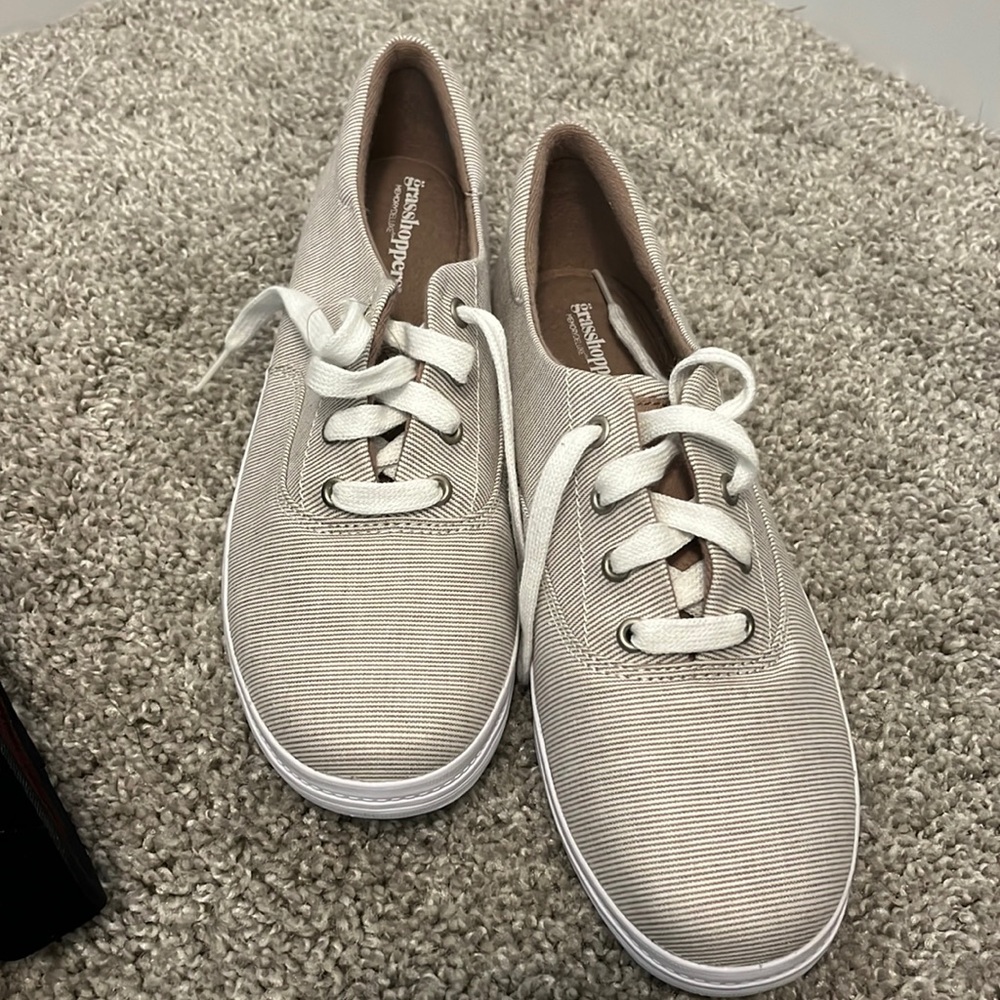 Grasshoppers by Keds Shoes Sneakers 8 Womens Khaki Striped Lace Up Tie